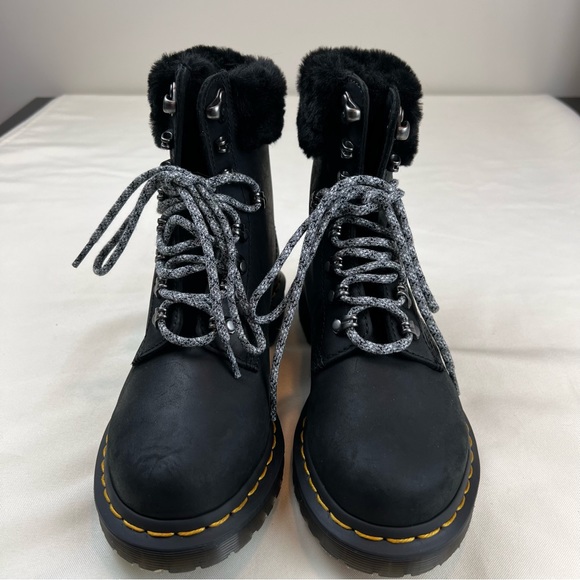 Dr. Martens 1460 Serena Collar Faux Fur Lined Lace Up Boot 37 EU / 6 US - Picture 3 of 15